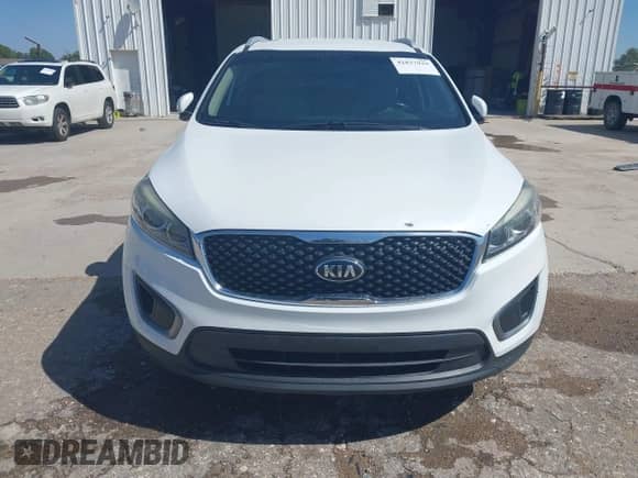 2016 Kia Sorento LX with VIN 5XYPG4A3XGG088456, listed as a IAAI auction lot 42837929 with 97,462 mi miles and . Bid and sale history available at DreamBid. Image 12.