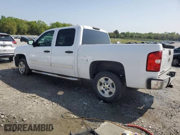 2008 Chevrolet Silverado 1500 1LT z VIN 2GCEC13J281334151, wystawiony jako Copart lot #59548085 z przebiegiem 128 333 mil mil oraz Szkoda całkowita • Salvage title. Historia ofert i sprzedaży dostępna na DreamBid. Obrazek 2.