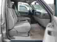 2005 Chevrolet Tahoe LT с VIN 1GNEC13T75R225390, выставлен на аукционе IAAI как лот 41573973 с пробегом 299 060 миль миль и . История ставок и продаж доступна на DreamBid. Изображение 5.