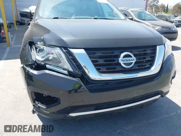 2017 Nissan Pathfinder Platinum z VIN 5N1DR2MM6HC615528, wystawiony jako IAAI lot #42349325 z przebiegiem 155 632 mil mil oraz . Historia ofert i sprzedaży dostępna na DreamBid. Obrazek 6.