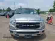 2019 Ram 1500 Big Horn z VIN 1C6RRFFG4KN791411, wystawiony jako IAAI lot #42590255 z przebiegiem 87 779 mil mil oraz . Historia ofert i sprzedaży dostępna na DreamBid. Obrazek 12.