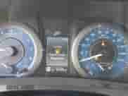 2017 Toyota Sienna XLE Auto Access Seat z VIN 5TDYZ3DC9HS864617, wystawiony jako IAAI lot #42833882 z przebiegiem 61 329 mil mil oraz . Historia ofert i sprzedaży dostępna na DreamBid. Obrazek 7.