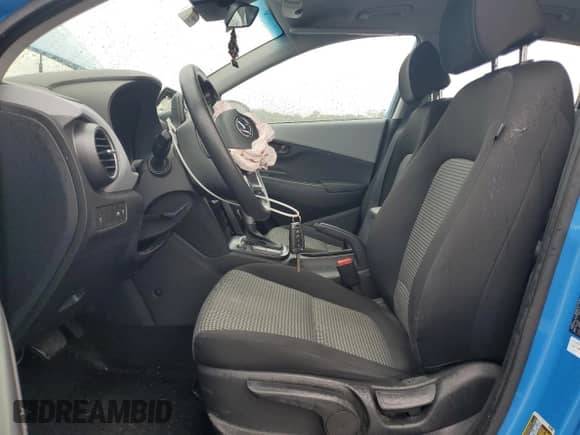 2019 Hyundai Kona SE с VIN KM8K1CAAXKU305088, выставлен на аукционе Copart как лот 80356705 с пробегом 94 354 миль миль и Списание • Salvage title. История ставок и продаж доступна на DreamBid. Изображение 7.
