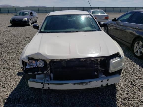 2008 Dodge Magnum with VIN 2D4FV47T78H168294, listed as a Copart auction lot 66162505 with 137,969 mi miles and Salvage title. Bid and sale history available at DreamBid. Image 5.