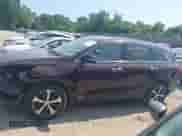 2016 Kia Sorento EX with VIN 5XYPHDA19GG049952, listed as a IAAI auction lot 42732624 with 109,324 mi miles and . Bid and sale history available at DreamBid. Image 14.