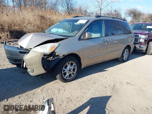 2005 Toyota Sienna XLE z VIN 5TDZA22CX5S385157, wystawiony jako IAAI lot #41622454 z przebiegiem 283 270 mil mil oraz . Historia ofert i sprzedaży dostępna na DreamBid. Obrazek 2.