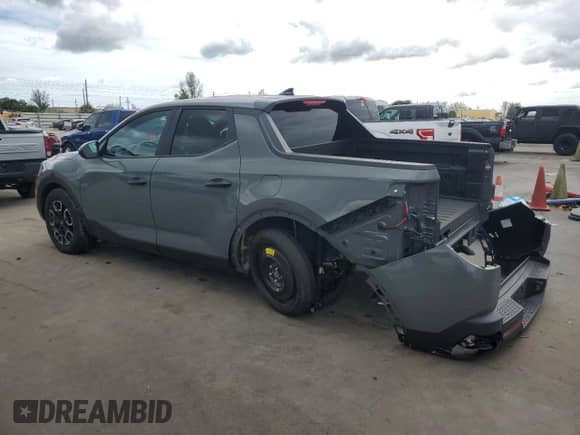 2024 Hyundai Santa Cruz SE с VIN 5NTJADAE2RH080860, выставлен на аукционе Copart как лот 86791885 с пробегом 12 505 миль миль и Списание • Salvage title. История ставок и продаж доступна на DreamBid. Изображение 2.