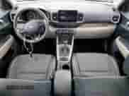 2021 Hyundai Venue SEL z VIN KMHRC8A3XMU092962, wystawiony jako Copart lot #38888154 z przebiegiem 33 770 mil mil oraz Nie do naprawy • Non repairable. Historia ofert i sprzedaży dostępna na DreamBid. Obrazek 8.