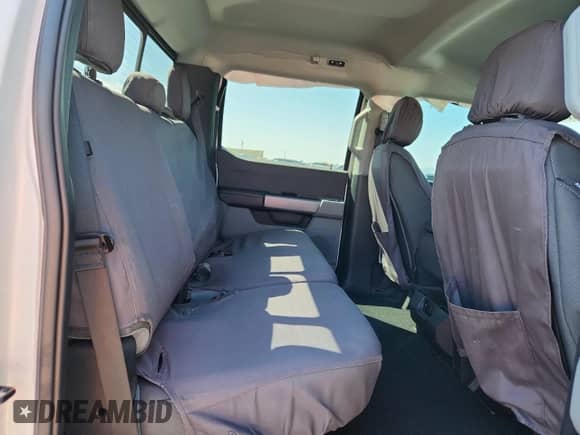 2024 Ford F-250 XL z VIN 1FT8W2BT7REE21668, wystawiony jako Copart lot #80086715 z przebiegiem 28 667 mil mil oraz Szkoda całkowita • Salvage title. Historia ofert i sprzedaży dostępna na DreamBid. Obrazek 10.