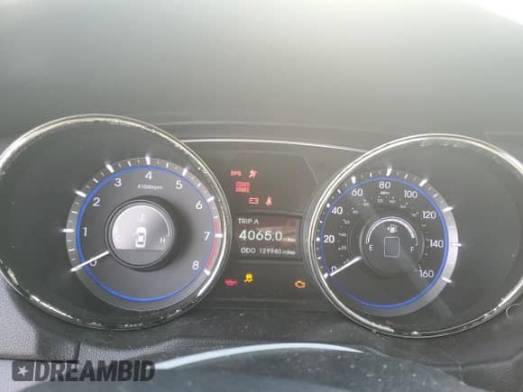 2013 Hyundai Sonata GLS z VIN 5NPEB4AC0DH660399, wystawiony jako Copart lot #65064445 z przebiegiem 129 940 mil mil oraz Nie do naprawy • Non repairable. Historia ofert i sprzedaży dostępna na DreamBid. Obrazek 9.