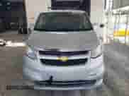 2015 Chevrolet City Express Cargo LS z VIN 3N63M0YN8FK712675, wystawiony jako Copart lot #64562635 z przebiegiem 248 006 mil mil oraz Czysty tytuł • Clean title. Historia ofert i sprzedaży dostępna na DreamBid. Obrazek 5.