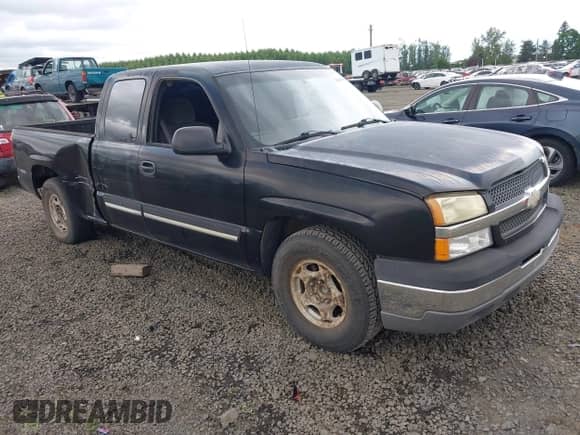 2004 Chevrolet Silverado 1500 LS with VIN 1GCEC19T74Z350324, listed as a IAAI auction lot 42268086 with 174,800 mi miles and . Bid and sale history available at DreamBid. Image 1.