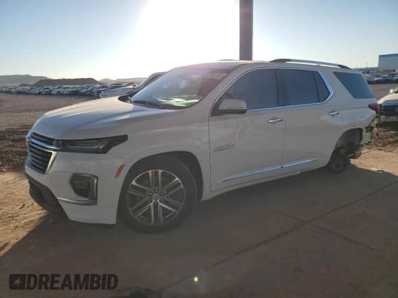 2023 Chevrolet Traverse High Country z VIN 1GNERNKW1PJ233990, wystawiony jako Copart lot #84212234 z przebiegiem 8 490 mil mil oraz Szkoda całkowita • Salvage title. Historia ofert i sprzedaży dostępna na DreamBid. Obrazek 1.