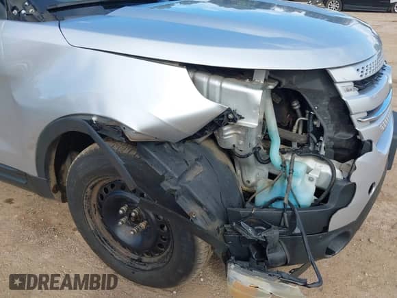 2011 Ford Explorer z VIN 1FMHK8B86BGA22959, wystawiony jako IAAI lot #43472254 z przebiegiem 250 634 mil mil oraz . Historia ofert i sprzedaży dostępna na DreamBid. Obrazek 6.