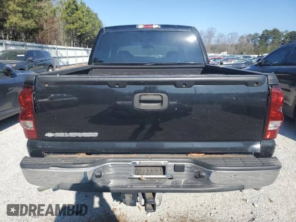 2007 Chevrolet Silverado 1500 LS с VIN 2GCEC13V071103556, выставлен на аукционе Copart как лот 85480544 с пробегом 177 573 миль миль и Чистый • Clean title. История ставок и продаж доступна на DreamBid. Изображение 6.