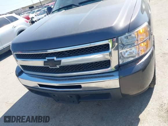 2011 Chevrolet Silverado 1500 LT z VIN 1GCRCSEA7BZ233349, wystawiony jako IAAI lot #42015179 z przebiegiem 324 992 mil mil oraz . Historia ofert i sprzedaży dostępna na DreamBid. Obrazek 12.