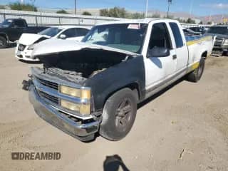 1996 Chevrolet Silverado 1500 с VIN 1GCEC19R0TE110221, выставлен на аукционе Copart как лот 80949385 с пробегом 566 496 миль миль и На запчасти • Non repairable. История ставок и продаж доступна на DreamBid. Изображение 1.