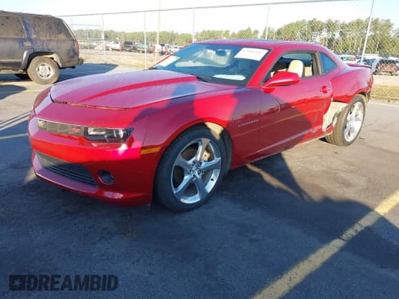 2015 Chevrolet Camaro LT z VIN 2G1FF1E39F9262642, wystawiony jako IAAI lot #43460141 z przebiegiem 26 652 mil mil oraz . Historia ofert i sprzedaży dostępna na DreamBid. Obrazek 2.