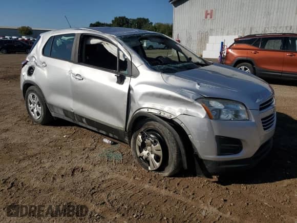 2016 Chevrolet Trax LS с VIN 3GNCJKSBXGL270216, выставлен на аукционе Copart как лот 84370145 с пробегом 92 436 миль миль и Чистый • Clean title. История ставок и продаж доступна на DreamBid. Изображение 4.