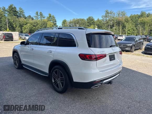 2022 Mercedes-Benz GLS 450 z VIN 4JGFF5KE5NA799947, wystawiony jako IAAI lot #43207702 z przebiegiem 133 909 mil mil oraz . Historia ofert i sprzedaży dostępna na DreamBid. Obrazek 3.