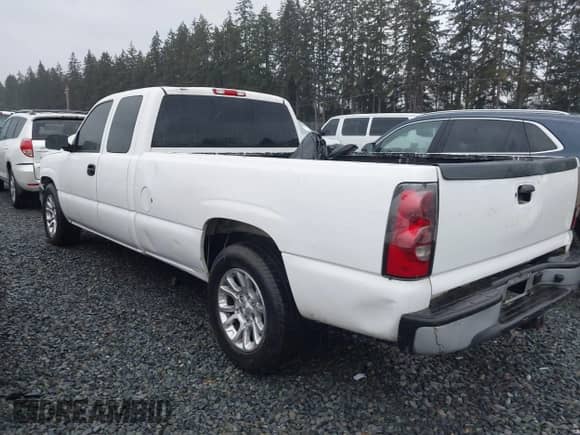 2006 Chevrolet Silverado 1500 LS с VIN 1GCEC19V46E234140, выставлен на аукционе IAAI как лот 41481122 с пробегом 290 635 миль миль и . История ставок и продаж доступна на DreamBid. Изображение 3.