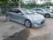 2015 Hyundai Sonata with VIN KMHEC4A40FA120014, listed as a IAAI auction lot 42982408 with 93,223 mi miles and . Bid and sale history available at DreamBid. Image 1.