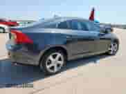 2012 Volvo S60 T5 с VIN YV1622FS8C2025711, выставлен на аукционе Copart как лот 71559935 с пробегом 112 131 миль миль и Чистый • Clean title. История ставок и продаж доступна на DreamBid. Изображение 3.