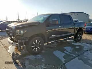 2012 Toyota Tundra z VIN 5TFEY5F11CX125905, wystawiony jako Copart lot #68075645 z przebiegiem 175 280 mil mil oraz Szkoda całkowita • Salvage title. Historia ofert i sprzedaży dostępna na DreamBid. Obrazek 1.