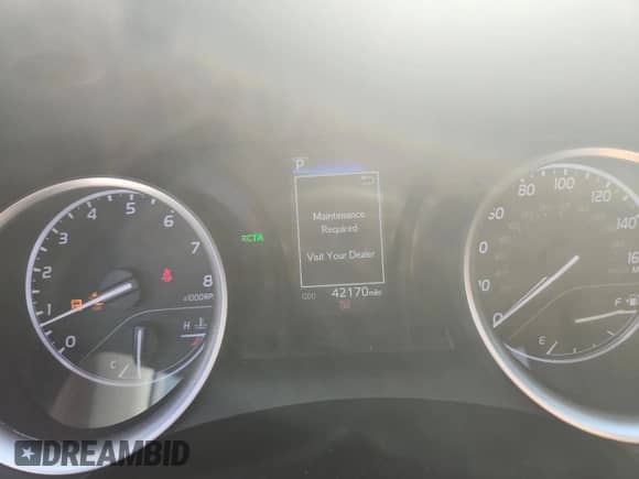 2023 Toyota Camry LE z VIN 4T1R11AK7PU774707, wystawiony jako Copart lot #84275165 z przebiegiem 42 170 mil mil oraz Szkoda całkowita • Salvage title. Historia ofert i sprzedaży dostępna na DreamBid. Obrazek 9.