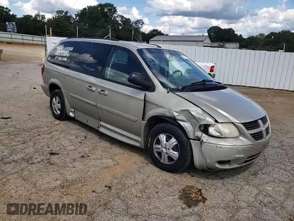2007 Dodge Grand Caravan SE с VIN 1D4GP24R87B194809, выставлен на аукционе Copart как лот 71199765 с пробегом 173 958 миль миль и Списание • Salvage title. История ставок и продаж доступна на DreamBid. Изображение 14.