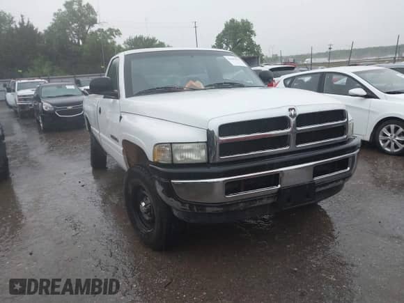 2001 Dodge 1500 with VIN 1B7HF16Y41S287918, listed as a IAAI auction lot 42183112 with Not provided miles and . Bid and sale history available at DreamBid. Image 1.