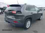 2016 Jeep Cherokee Latitude с VIN 1C4PJMCS4GW270680, выставлен на аукционе IAAI как лот 43198851 с пробегом 97 156 миль миль и . История ставок и продаж доступна на DreamBid. Изображение 4.