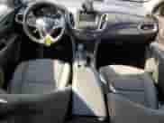 2019 Chevrolet Equinox LT z VIN 2GNAXTEV8K6169478, wystawiony jako Copart lot #70166285 z przebiegiem 126 489 mil mil oraz Szkoda całkowita • Salvage title. Historia ofert i sprzedaży dostępna na DreamBid. Obrazek 8.