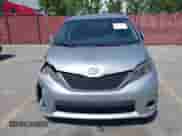 2017 Toyota Sienna SE with VIN 5TDXZ3DC8HS796970, listed as a IAAI auction lot 42272964 with 114,237 mi miles and . Bid and sale history available at DreamBid. Image 12.