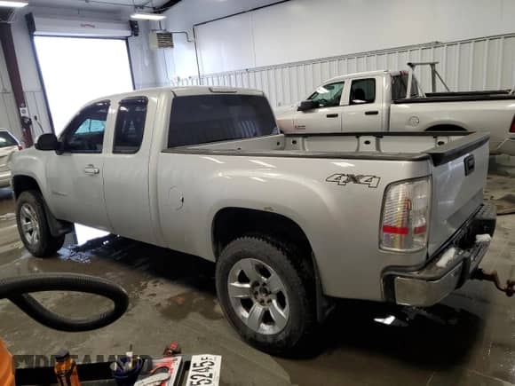 2012 GMC Sierra 1500 SLT with VIN 1GTR2WE79CZ300498, listed as a Copart auction lot 50775245 with 138,353 mi miles and Salvage title. Bid and sale history available at DreamBid. Image 2.