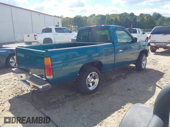 1995 Nissan Frontier с VIN 1N6SD11SXSC476676, выставлен на аукционе IAAI как лот 43444675 с пробегом 180 189 миль миль и . История ставок и продаж доступна на DreamBid. Изображение 4.