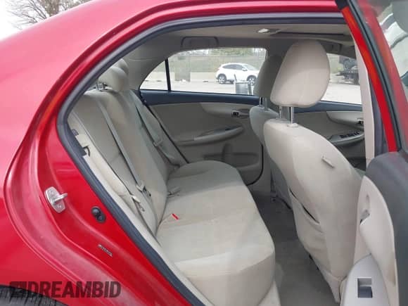 2011 Toyota Corolla S с VIN 2T1BU4EE2BC702371, выставлен на аукционе IAAI как лот 43331595 с пробегом 135 620 миль миль и . История ставок и продаж доступна на DreamBid. Изображение 8.