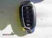 2022 Hyundai Elantra Blue z VIN KMHLM4AJXNU023927, wystawiony jako IAAI lot #43314042 z przebiegiem 55 870 mil mil oraz . Historia ofert i sprzedaży dostępna na DreamBid. Obrazek 11.