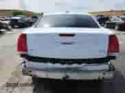 2016 Chrysler 300 Anniversary Edition с VIN 2C3CCARG8GH217008, выставлен на аукционе Copart как лот 81043925 с пробегом 86 257 миль миль и Списание • Salvage title. История ставок и продаж доступна на DreamBid. Изображение 6.
