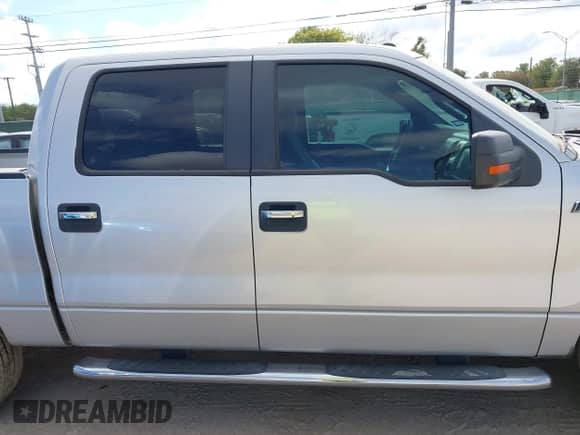 2013 Ford F-150 XL with VIN 1FTFW1CF3DFD55617, listed as a IAAI auction lot 43382888 with 187,750 mi miles and . Bid and sale history available at DreamBid. Image 13.