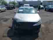 2019 Hyundai Elantra Value Edition z VIN 5NPD84LF0KH462405, wystawiony jako IAAI lot #42476227 z przebiegiem 72 090 mil mil oraz . Historia ofert i sprzedaży dostępna na DreamBid. Obrazek 6.