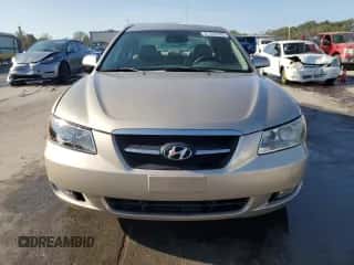 2008 Hyundai Sonata SE z VIN 5NPEU46F68H298498, wystawiony jako Copart lot #81334785 z przebiegiem 149 274 mil mil oraz Szkoda całkowita • Salvage title. Historia ofert i sprzedaży dostępna na DreamBid. Obrazek 5.