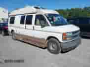2002 Chevrolet Express с VIN 1GCHG39RX21236461, выставлен на аукционе IAAI как лот 42812196 с пробегом 45 009 миль миль и . История ставок и продаж доступна на DreamBid. Изображение 1.