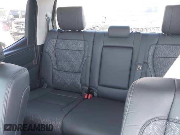 2024 Toyota Tundra Limited z VIN 5TFWA5DB9RX161273, wystawiony jako IAAI lot #41676655 z przebiegiem 10 371 mil mil oraz . Historia ofert i sprzedaży dostępna na DreamBid. Obrazek 20.