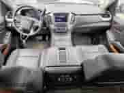 2018 Chevrolet Tahoe Premier с VIN 1GNSKCKJ7JR304490, выставлен на аукционе Copart как лот 63460675 с пробегом 109 551 миль миль и Списание • Salvage title. История ставок и продаж доступна на DreamBid. Изображение 8.