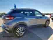 2024 Nissan Kicks SV с VIN 3N1CP5CV9RL473332, выставлен на аукционе Copart как лот 90801305 с пробегом 58 972 миль миль и Чистый • Clean title. История ставок и продаж доступна на DreamBid. Изображение 3.