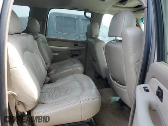 2002 Chevrolet Suburban LT with VIN 1GNFK16Z52J308107, listed as a Copart auction lot 75179084 with Not provided miles and Salvage title. Bid and sale history available at DreamBid. Image 11.