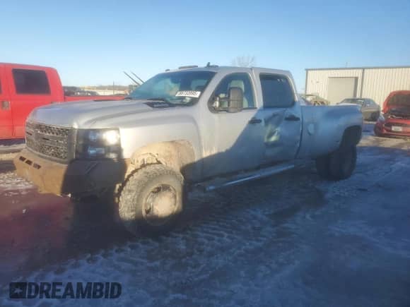 2012 Chevrolet Silverado 3500HD LT с VIN 1GC4K0C83CF238276, выставлен на аукционе Copart как лот 88733995 с пробегом 192 399 миль миль и Списание • Salvage title. История ставок и продаж доступна на DreamBid. Изображение 1.