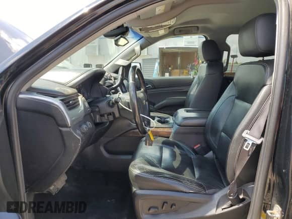 2018 Chevrolet Suburban LT с VIN 1GNSKHKC0JR385007, выставлен на аукционе Copart как лот 58191915 с пробегом 360 984 миль миль и Чистый • Clean title. История ставок и продаж доступна на DreamBid. Изображение 7.