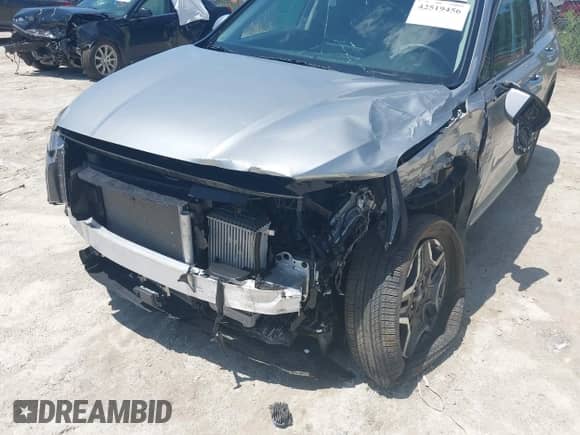 2021 Hyundai Santa Fe Limited with VIN 5NMS4DAL8MH356537, listed as a IAAI auction lot 42519456 with 21,634 mi miles and . Bid and sale history available at DreamBid. Image 6.